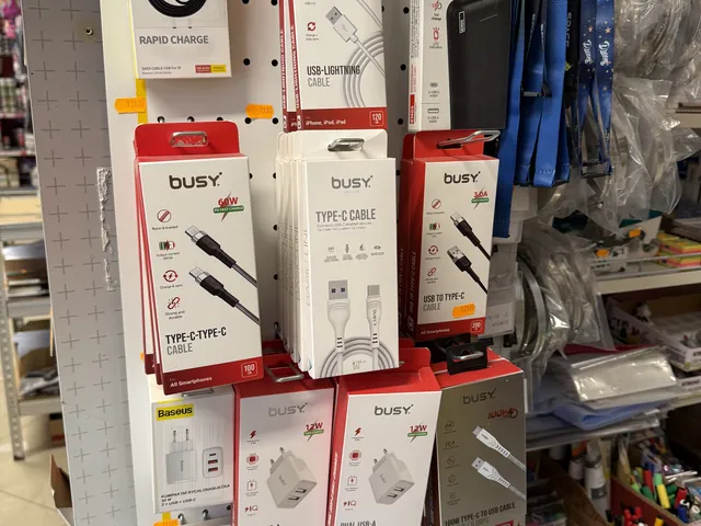 Nabíječky, USB kabely a powerbanky